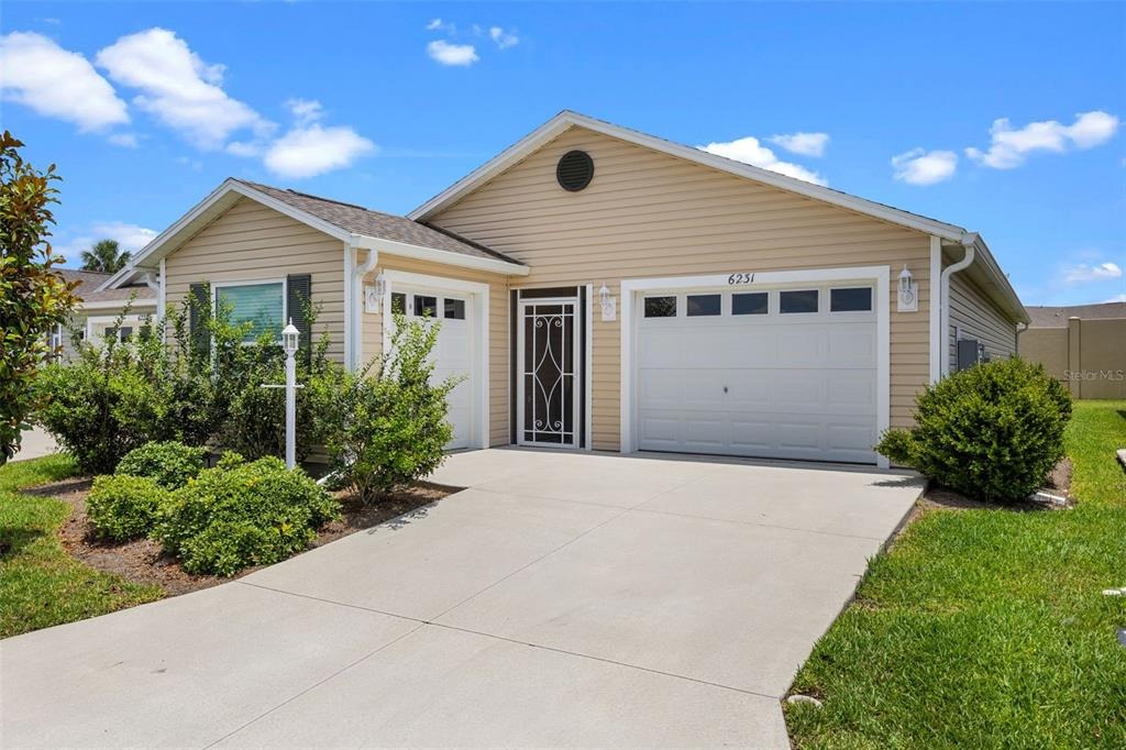 6231 atkinson ln, the villages,  FL 32163