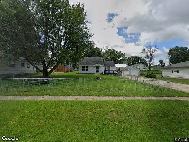 113 e vinton st, coggon,  IA 52218