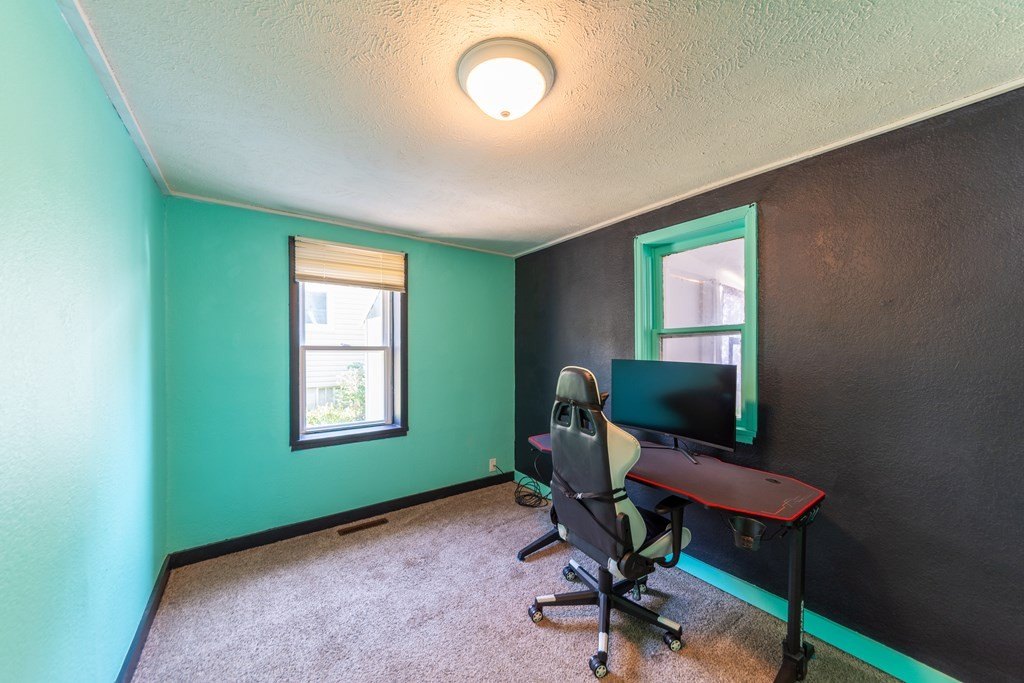 118 s chicago st, salina,  KS 67401