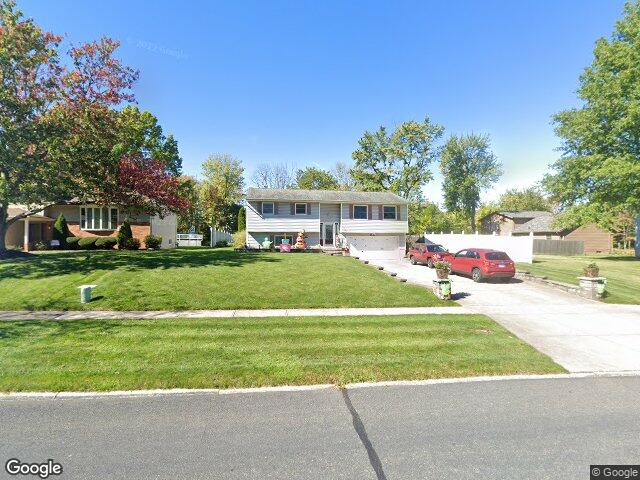 266 bettie ln, brunswick,  OH 44212