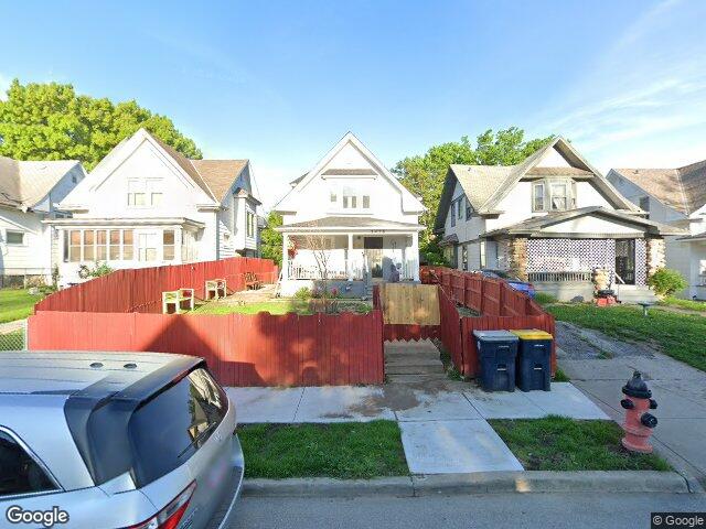 2426 myrtle ave, kansas city,  MO 64127