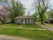 114 s walnut st, centralia,  MO 65240