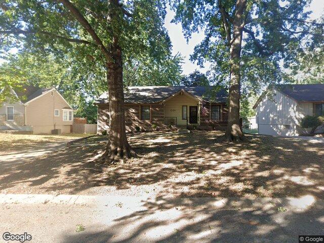 201 se princeton pl, blue springs,  MO 64014