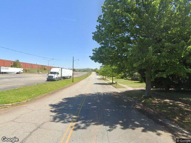 sixth avenue, thomaston,  GA 30286