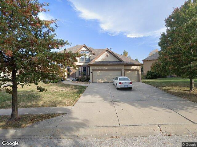 1910 ne 104th ter, kansas city,  MO 64155