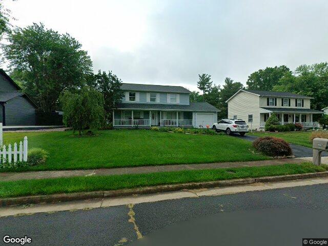 8607 laws dr, manassas,  VA 20110