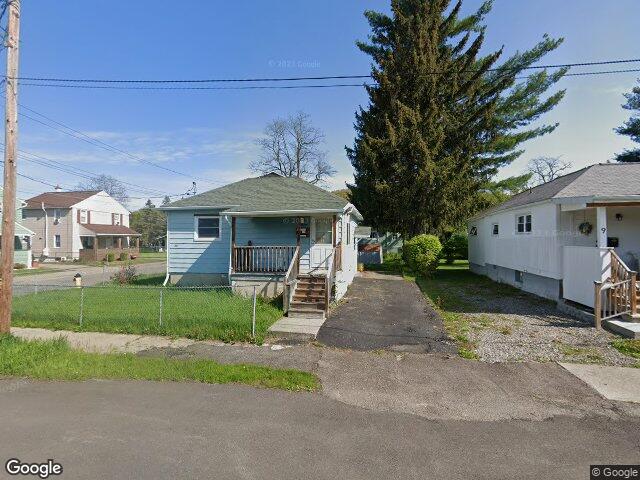 13 ester st, johnson city,  NY 13790