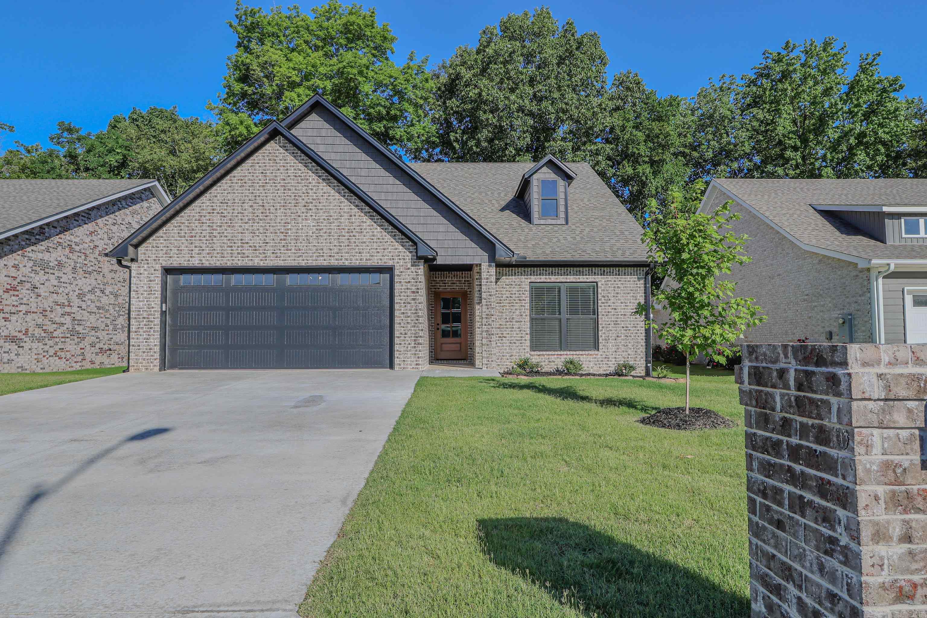 1002 summit ridge dr, paragould,  AR 72450