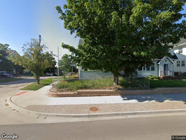1800 mt vernon rd se, cedar rapids,  IA 52403