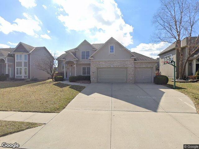8908 n farley ave, kansas city,  MO 64157