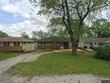 8209 kenwood ave, kansas city,  MO 64131