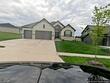 1972 longview dr, liberty,  MO 64068