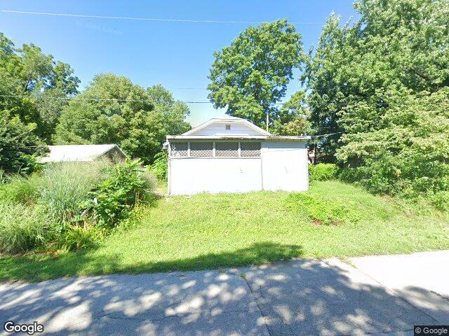 502 s willow ave, sugar creek,  MO 64053