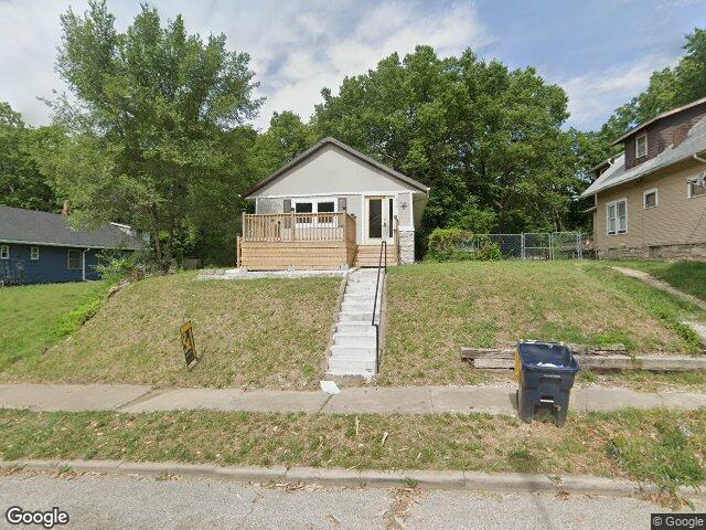 4526 park ave, kansas city,  MO 64130