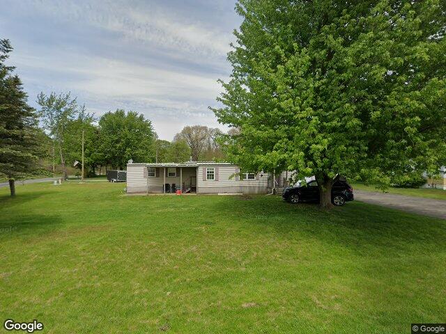 69766 sharsue drive, hartford,  MI 49057