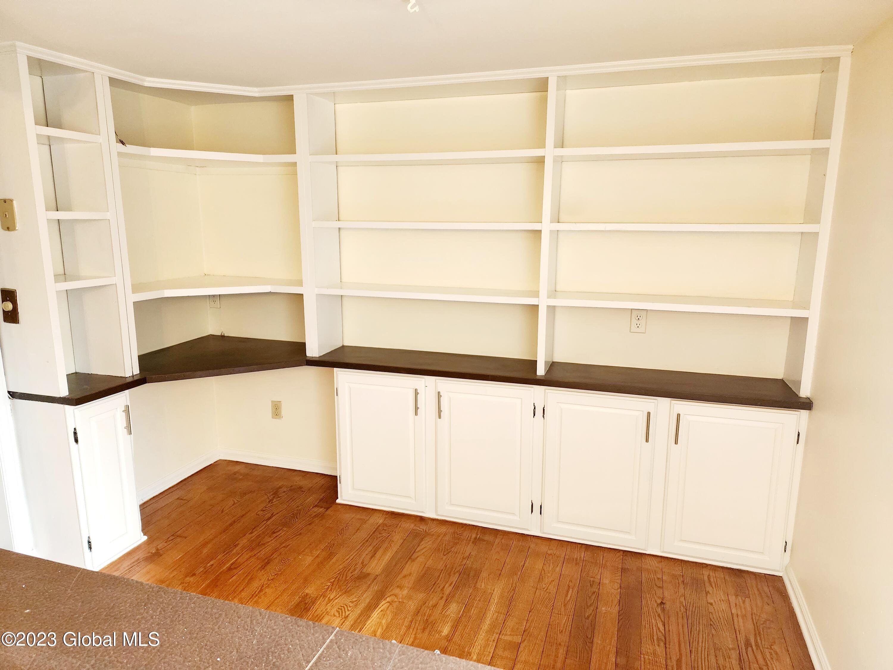 304 green st, schenectady,  NY 12305