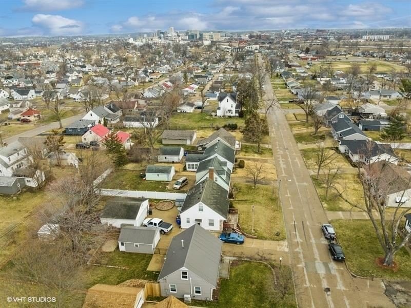 2214 mallory st sw, cedar rapids,  IA 52404