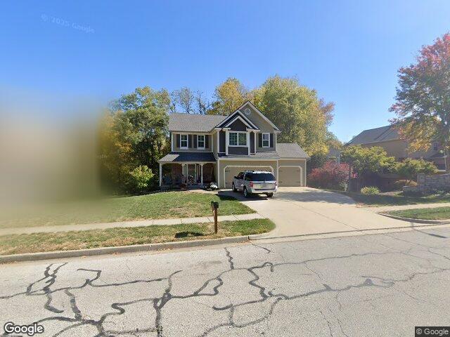 1609 buckingham dr, liberty,  MO 64068