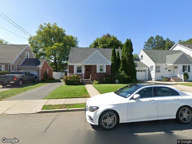 47 peek st, rochelle park,  NJ 07662