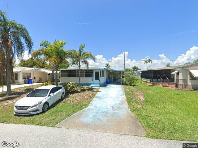 8294 se sandy ln, hobe sound,  FL 33455