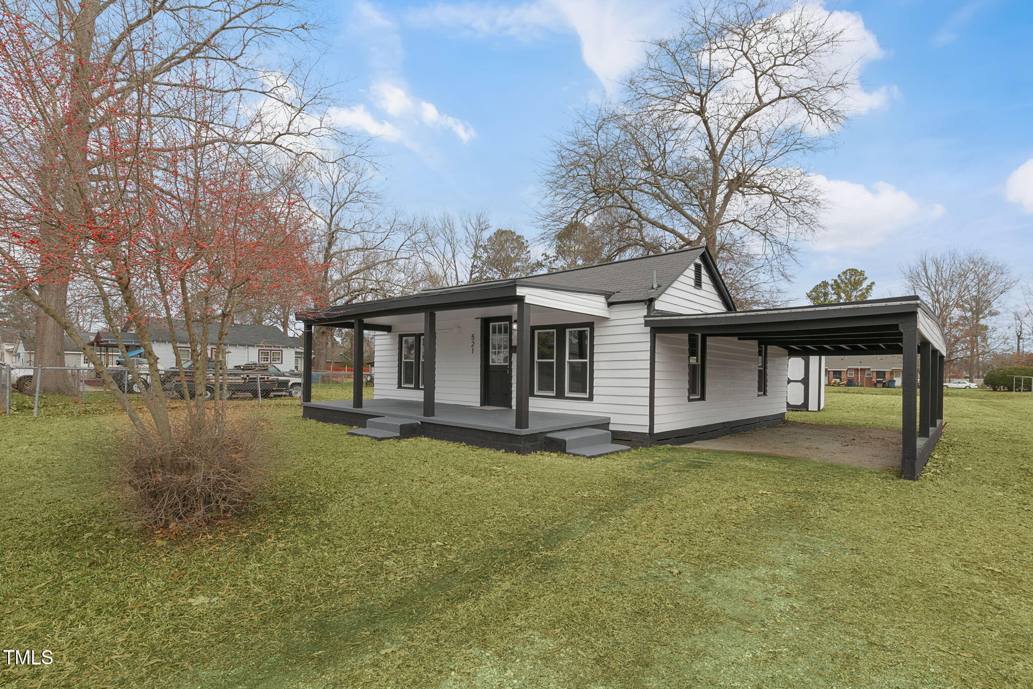 521 mill st, smithfield,  NC 27577