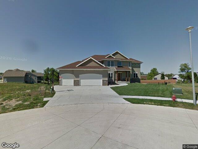 624 lincoln ct, center point,  IA 52213