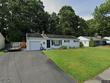 51 new britain dr, warwick,  RI 02889