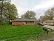 207 dewey ave, gower,  MO 64454