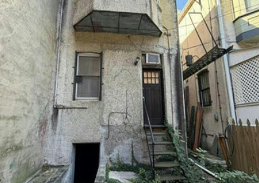 1703 linden ave, baltimore,  MD 21217