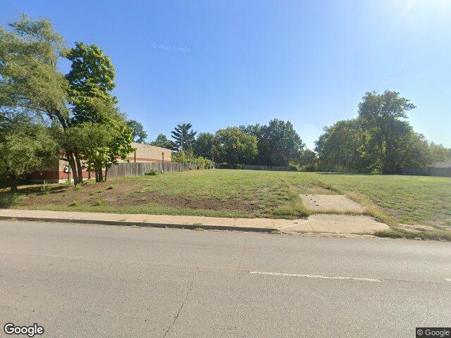 2331 s sterling ave, independence,  MO 64052