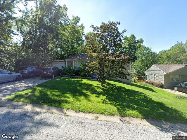 1712 n kiger rd, independence,  MO 64050