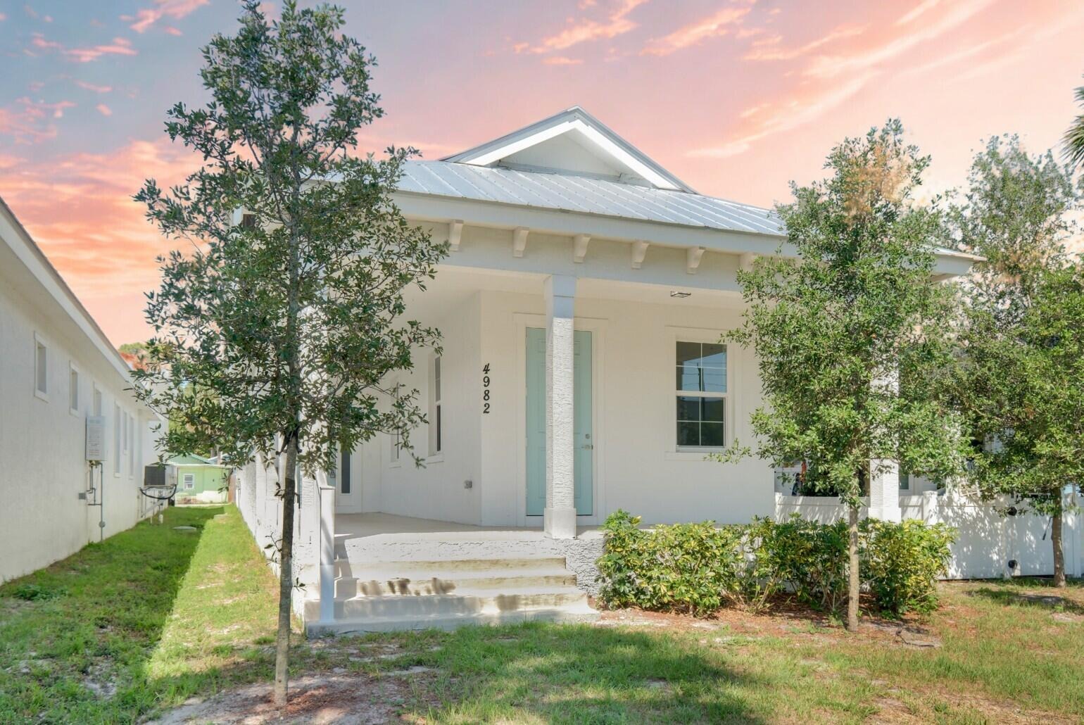 4982 se railway ave, stuart,  FL 34997