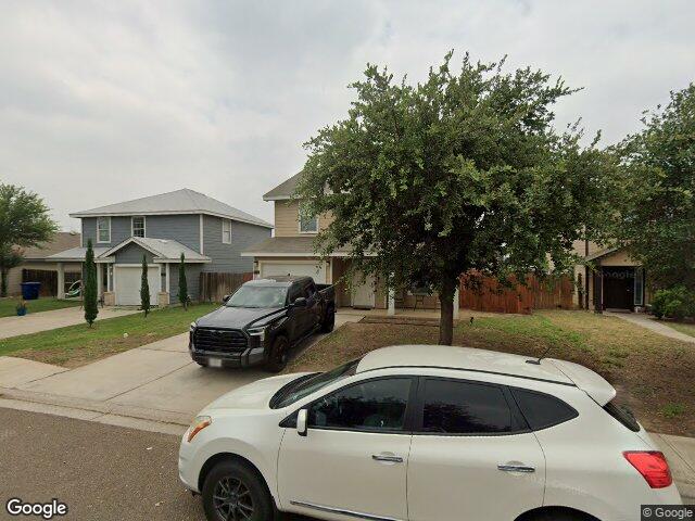 17543 college port dr, laredo,  TX 78045