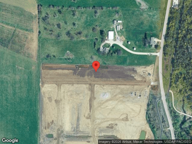 560 hampton st, robins,  IA 52328