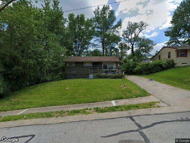 7717 e 48th st, kansas city,  MO 64129