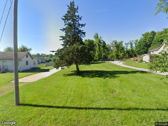 2415 & 2417 zika avenue nw, cedar rapids,  IA 52405