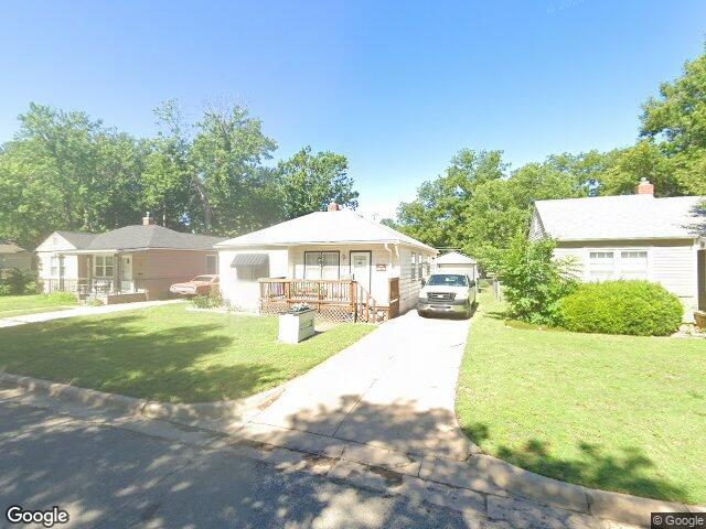 932 merrill st, salina,  KS 67401