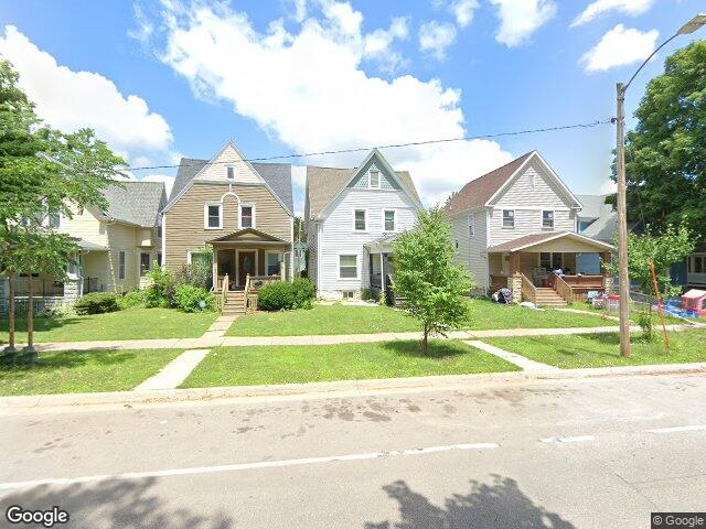 1418 4th ave se, cedar rapids,  IA 52403