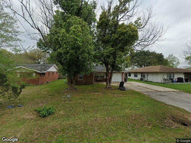 220 dupuis st, bridge city,  TX 77611
