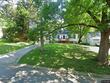 10 e pocahontas ln, kansas city,  MO 64114