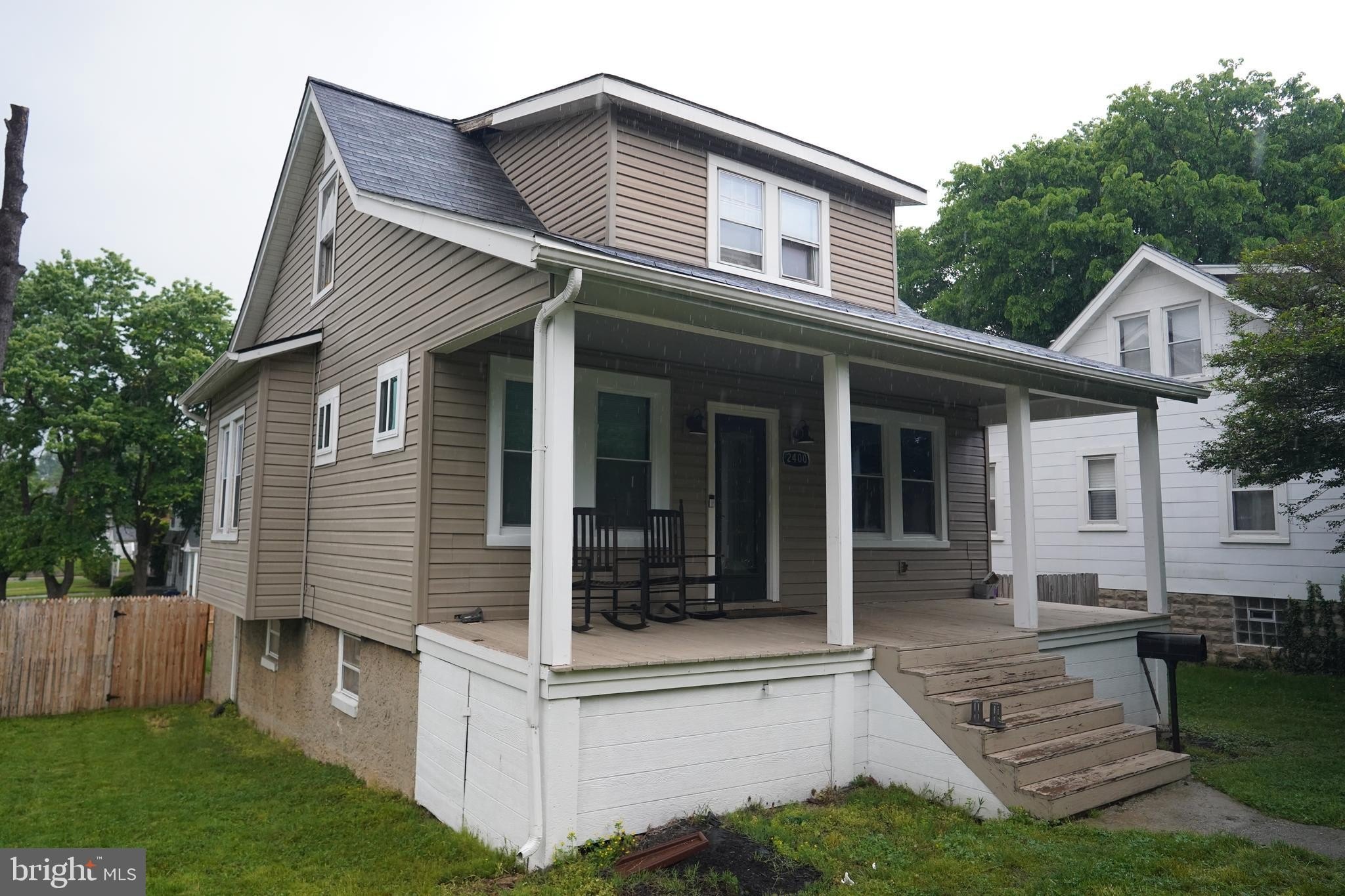 2400 hamilton ave, baltimore,  MD 21214