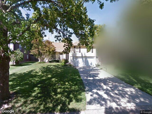 9120 w 91st ter, overland park,  KS 66212