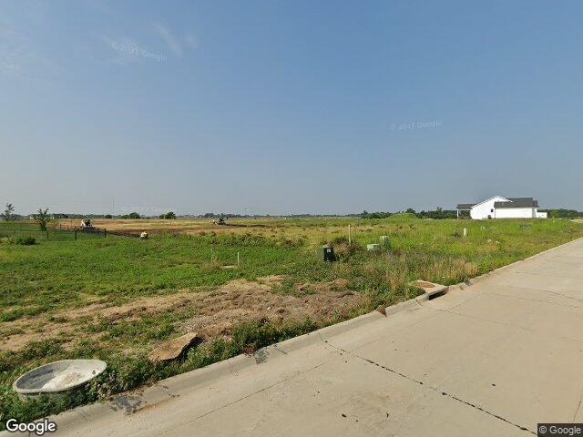 1251 cedar springs dr, marion,  IA 52302