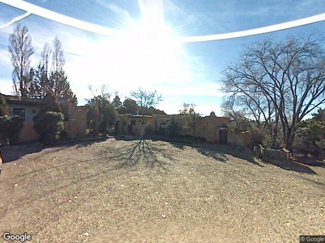928 los lovatos rd, santa fe,  NM 87501