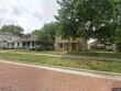 208 s 3rd st, salina,  KS 67401