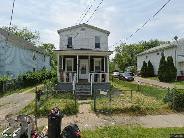 8 w pitman st, penns grove,  NJ 08069