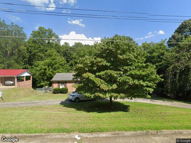 913 hazelwood ln, martinsville,  VA 24112