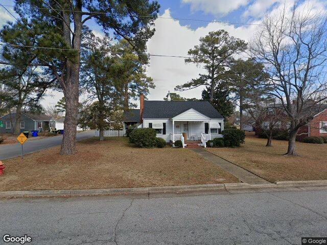 608 w parrish dr, benson,  NC 27504