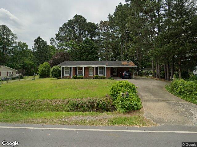912 e sanders st, four oaks,  NC 27524
