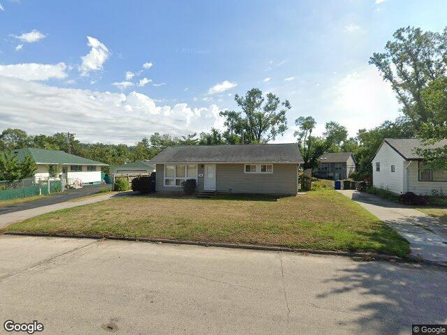 1104 38th st se, cedar rapids,  IA 52403